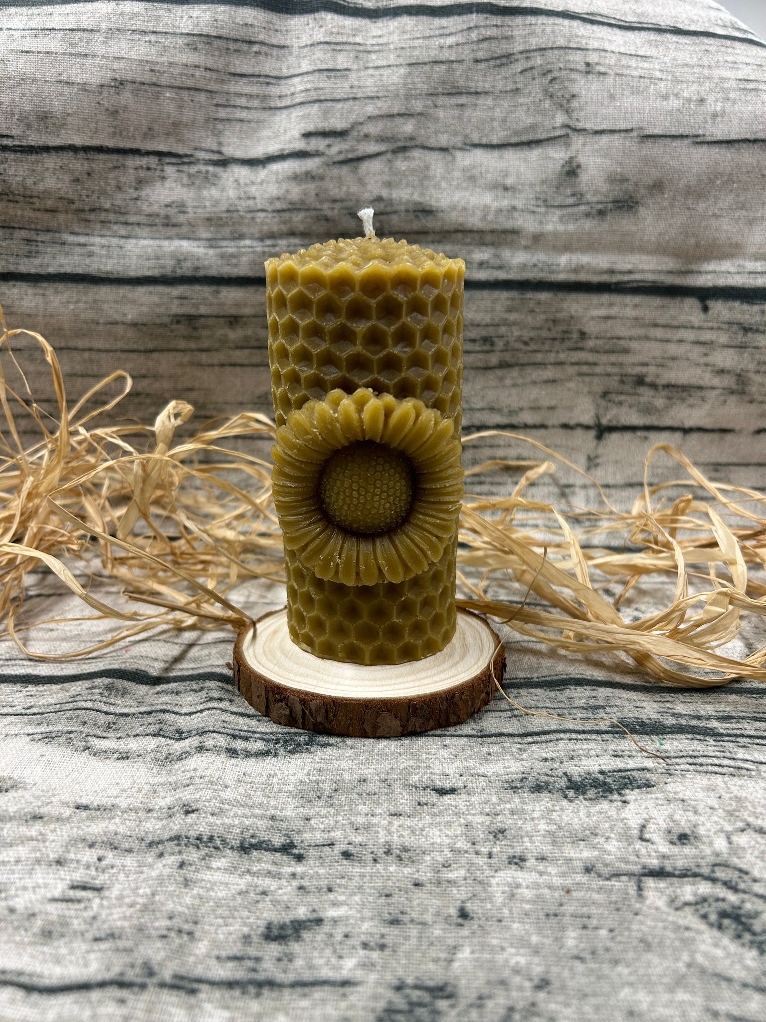 SunFlower Cylindar Beeswax Candle