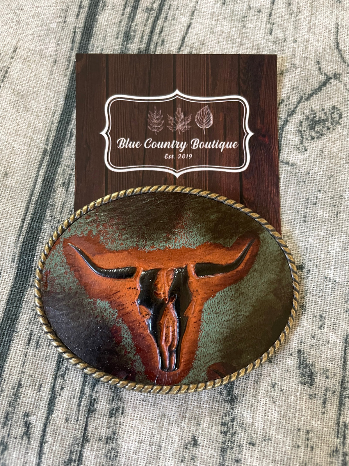 Rope Edge Long Horn Belt Buckle