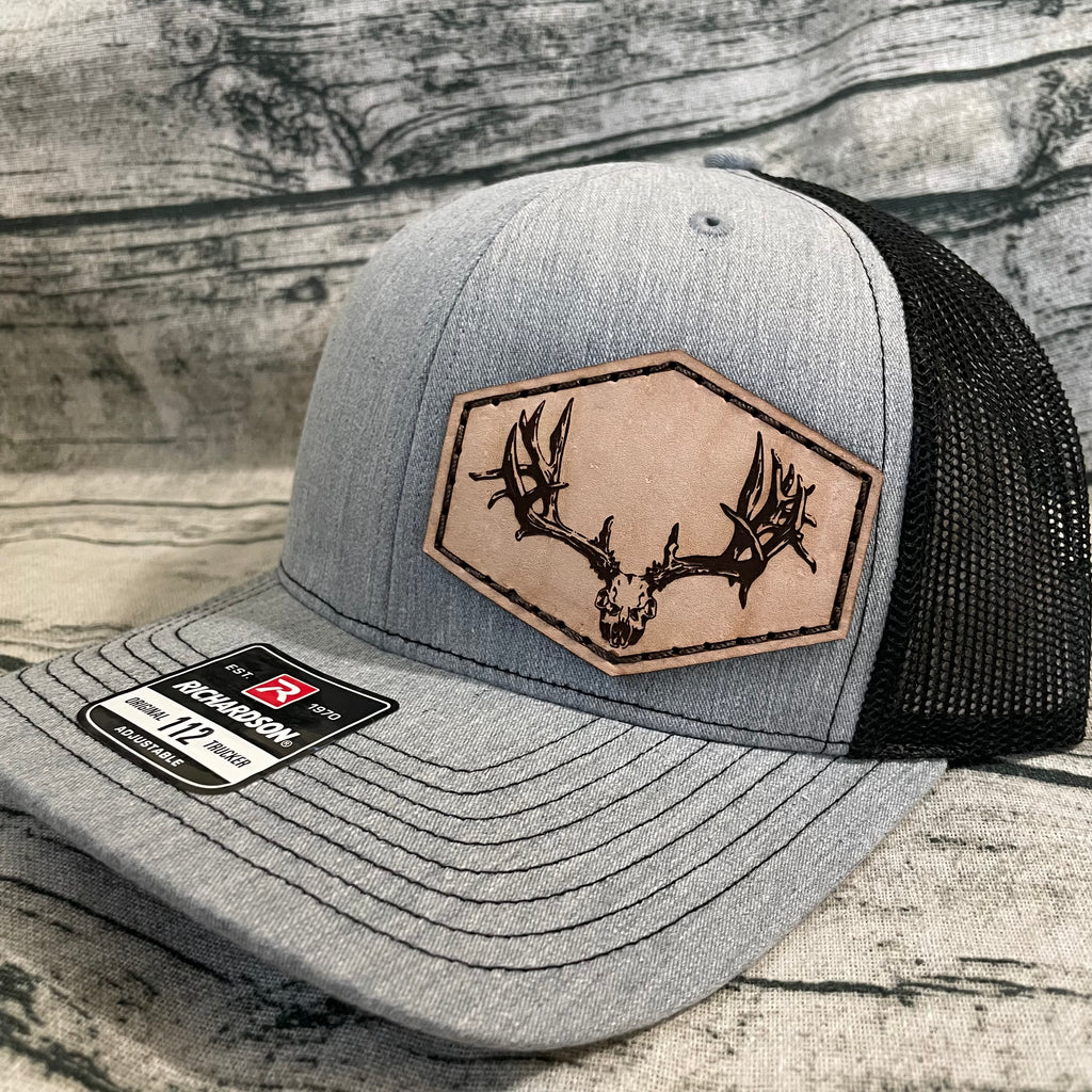 LHP0038 Whitetail Deer Head Cut Out Leather Engraved Hat Patch- 2x2.5 –  RCAWholesale